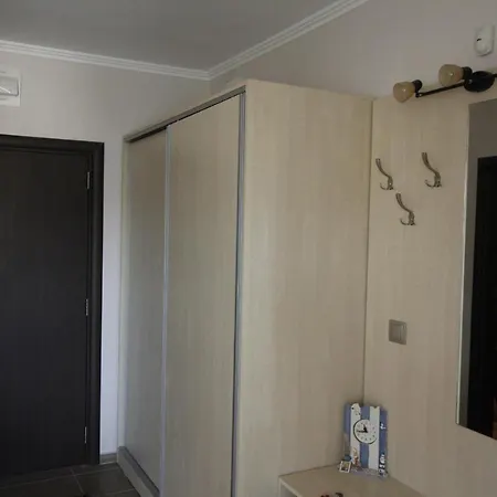Dolphin Coast Luxuru Studio Apartment Slantschew brjag
